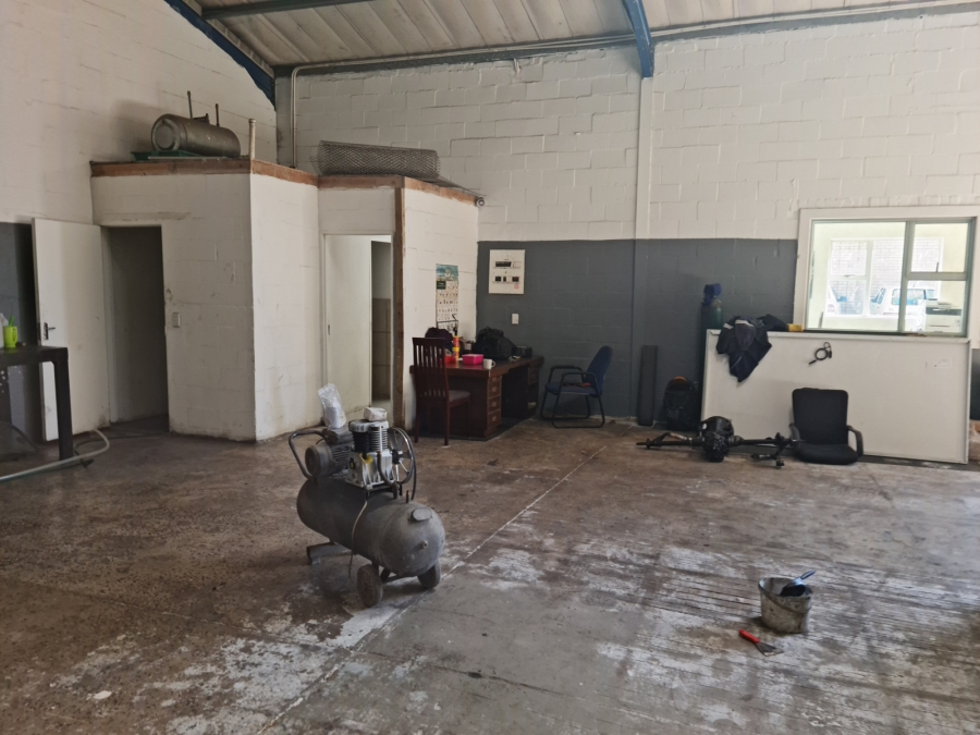 To Let commercial Property for Rent in Broadlands Western Cape